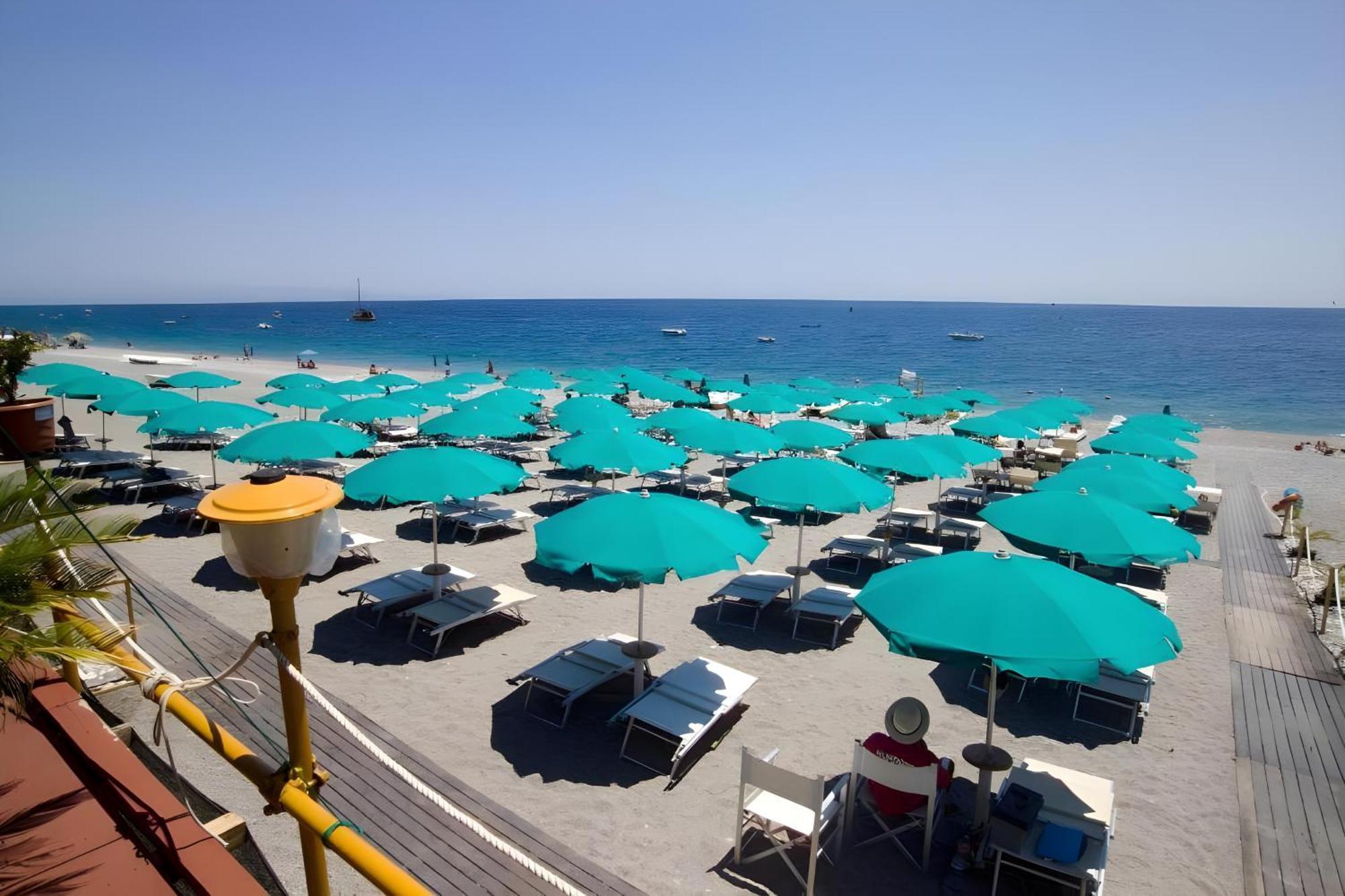 Апартаменты Terrazza Enjoy Летоянни Экстерьер фото