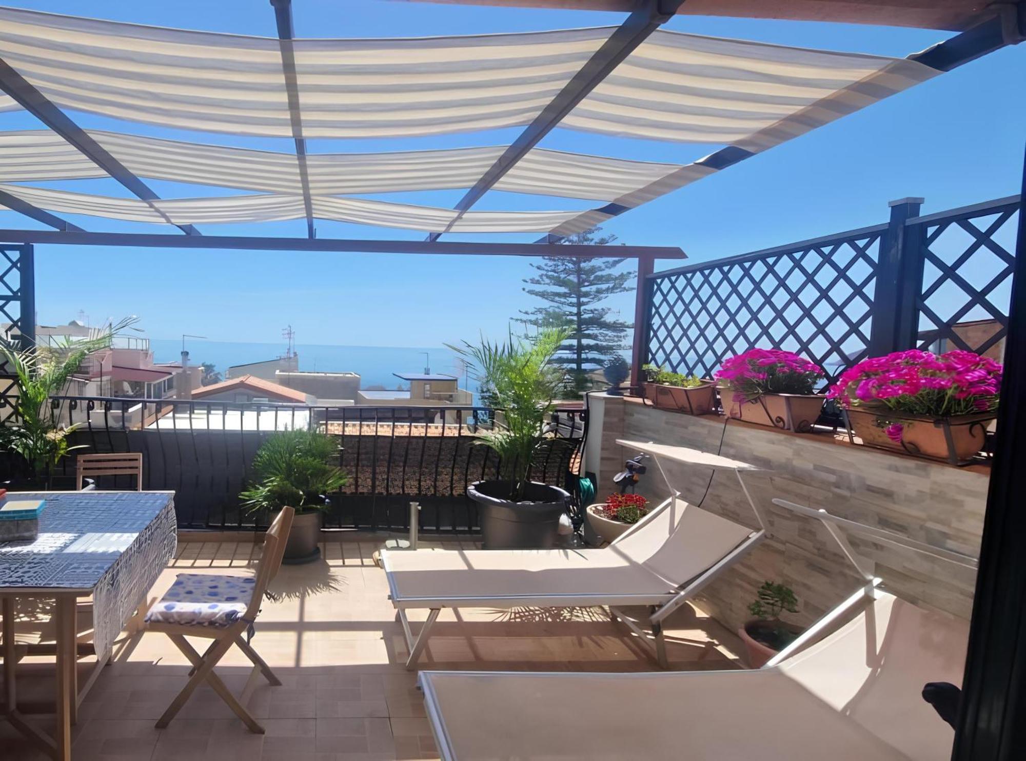 Апартаменты Terrazza Enjoy Летоянни Экстерьер фото